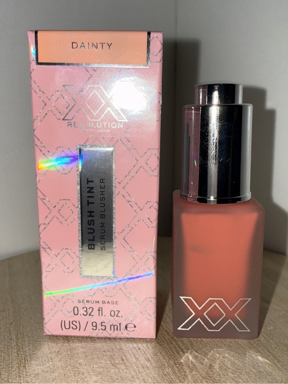 Revolution Dainty Blush Tint Serum Blusher - Peach